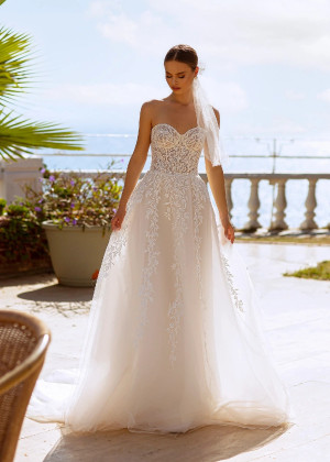 Strapless Ivory Lace Tulle Classic Wedding Dress With Detachable Sleeves Strapless Ivory Lace Tulle Classic Wedding Dress With Detachable Sleeves